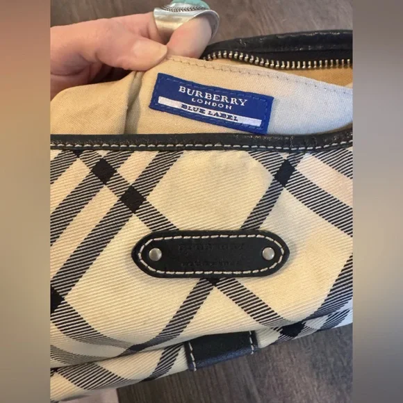 Burberry Blue Label Crossbody - Picture 4 of 6